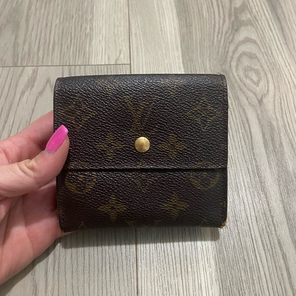 Louis Vuitton Handbags - Louis Vuitton Trevor Wallet